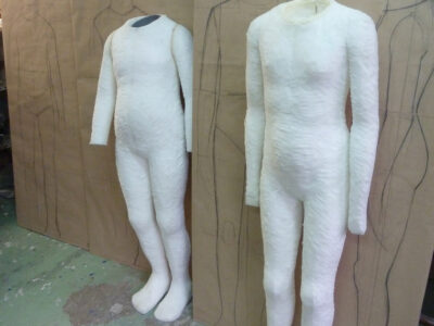 Sculpture des corps en mousse
